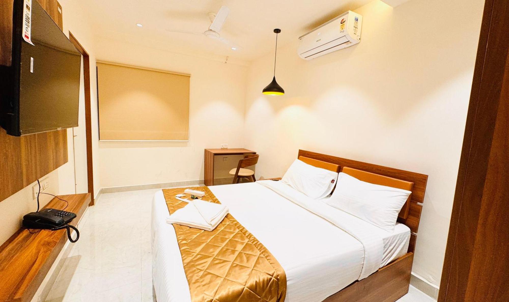 העיר בנגלור Hotel Star Avenue - Indiranagar מראה חיצוני תמונה