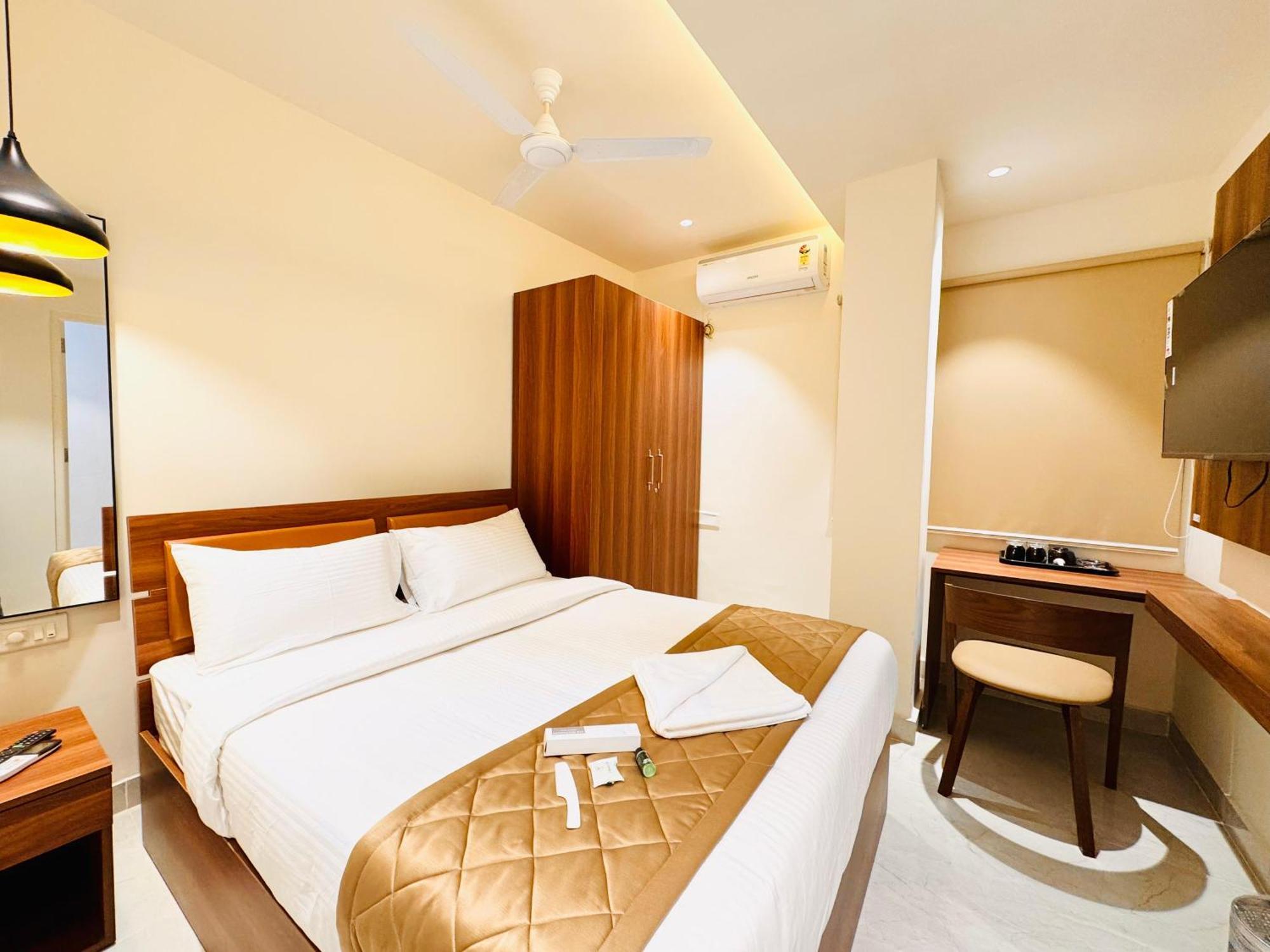 העיר בנגלור Hotel Star Avenue - Indiranagar מראה חיצוני תמונה