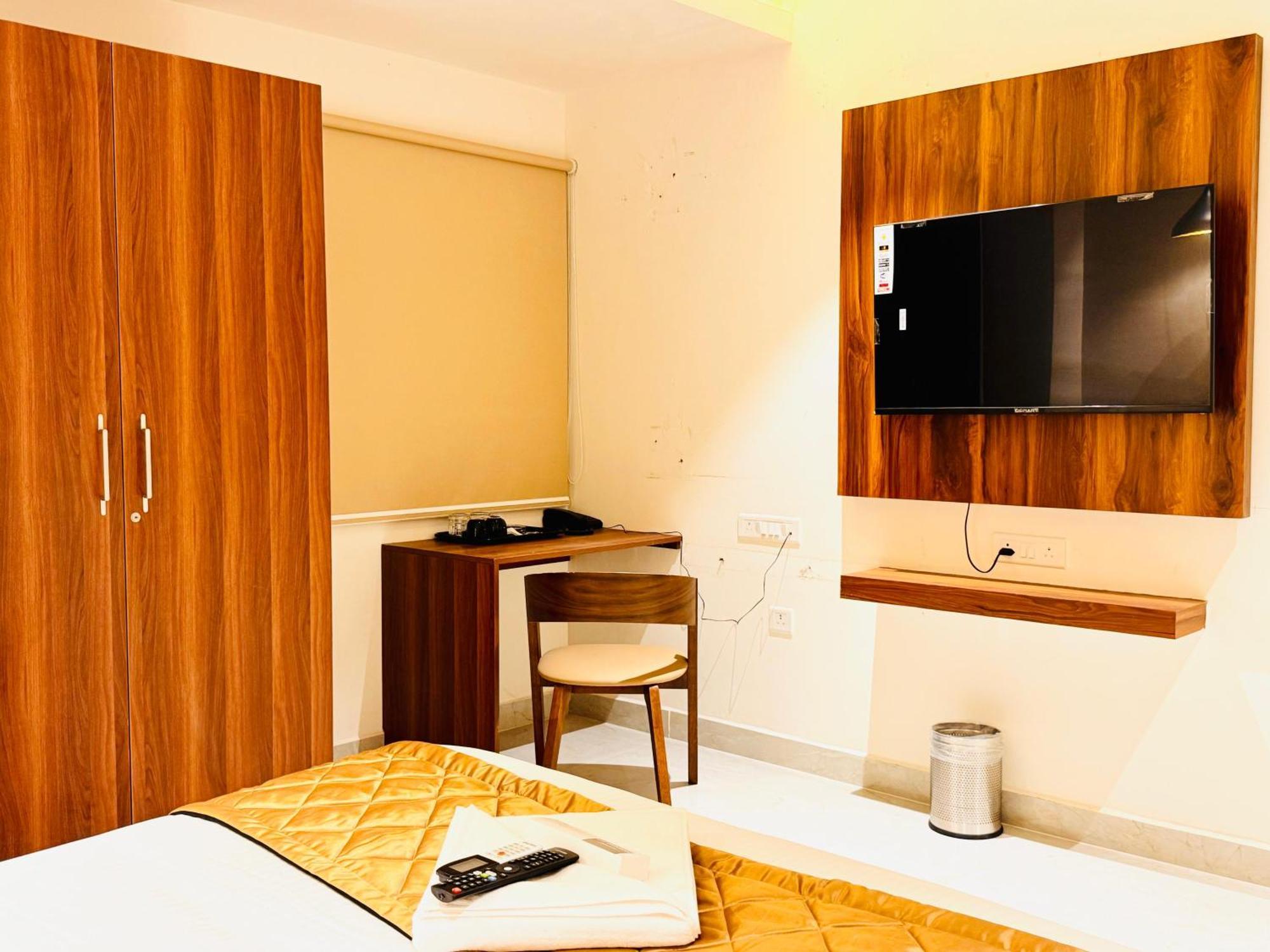 העיר בנגלור Hotel Star Avenue - Indiranagar מראה חיצוני תמונה