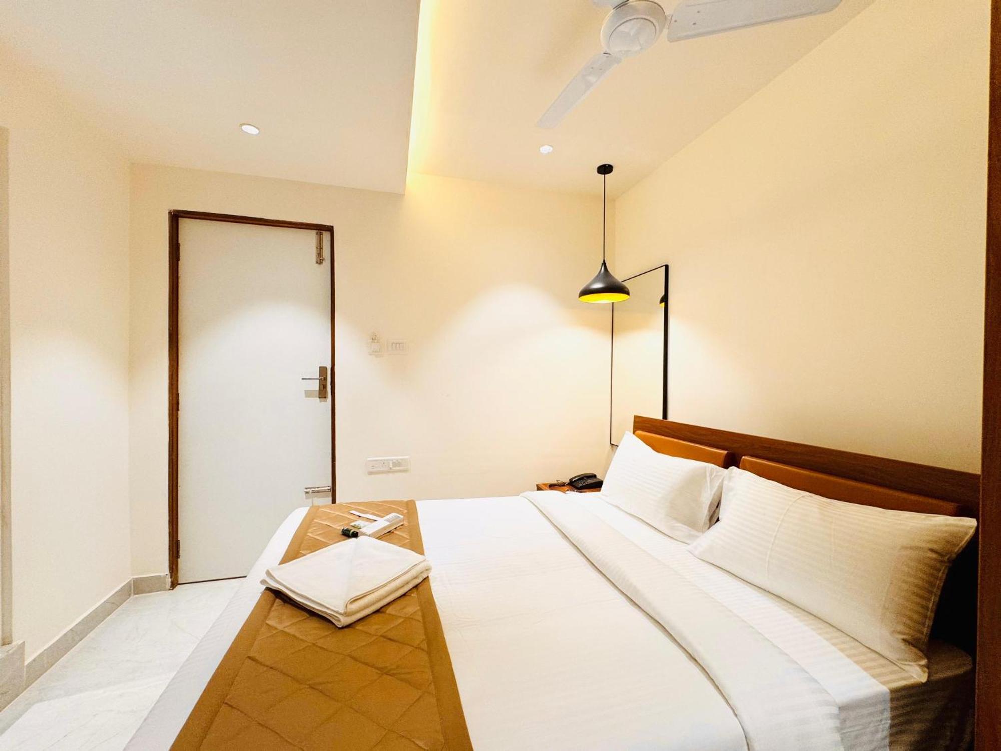 העיר בנגלור Hotel Star Avenue - Indiranagar מראה חיצוני תמונה