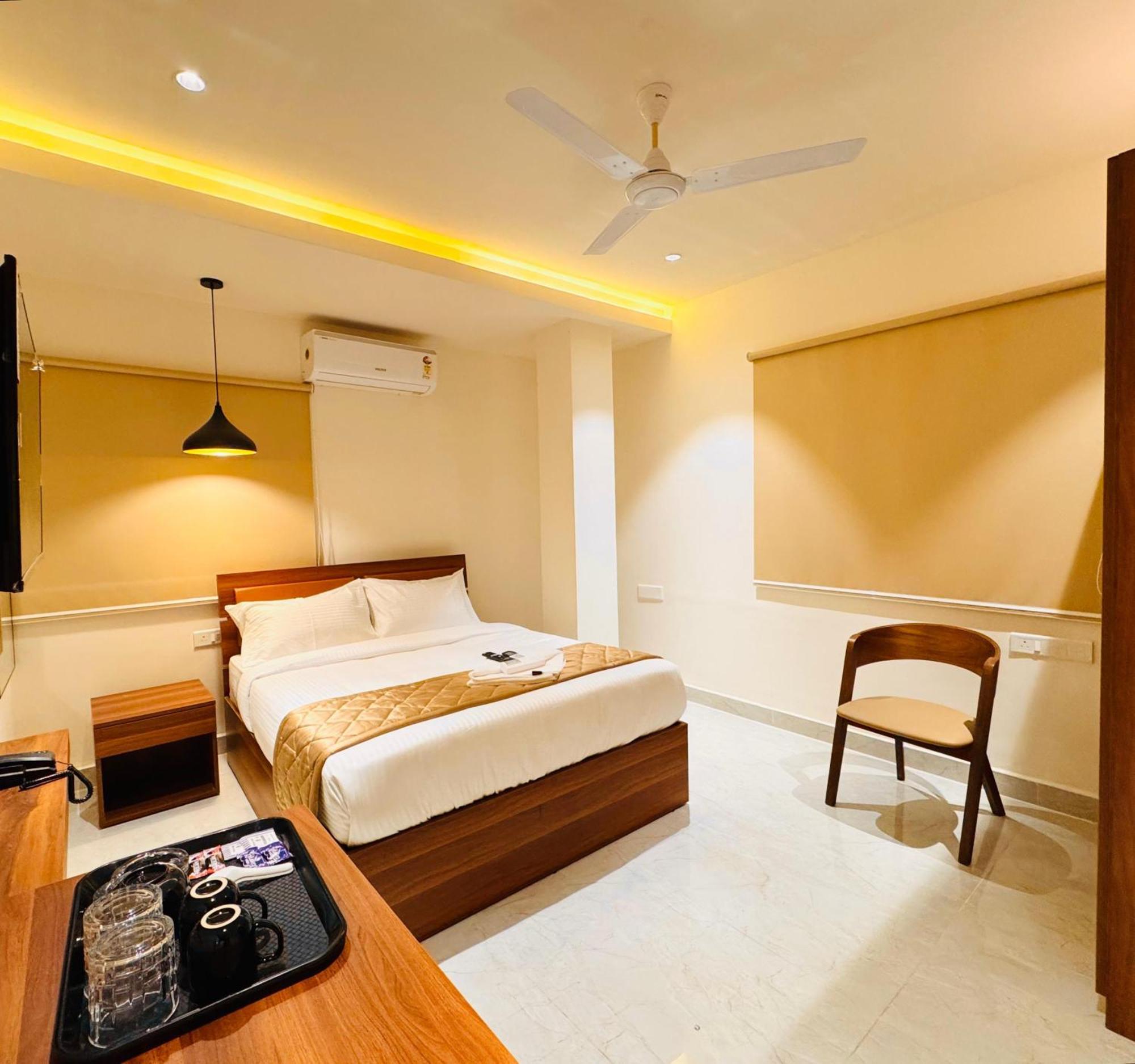 העיר בנגלור Hotel Star Avenue - Indiranagar מראה חיצוני תמונה